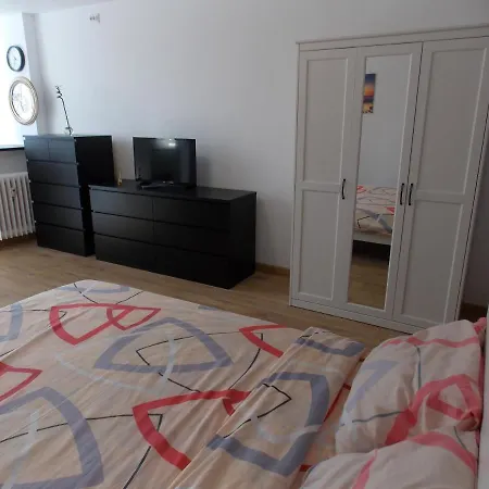 Garsoniera Moderna Apartment